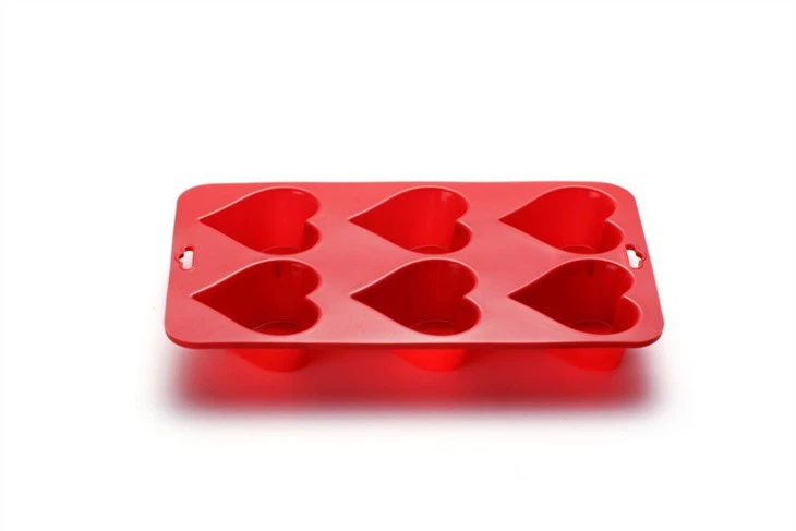 4 heart shape pinata cake mould